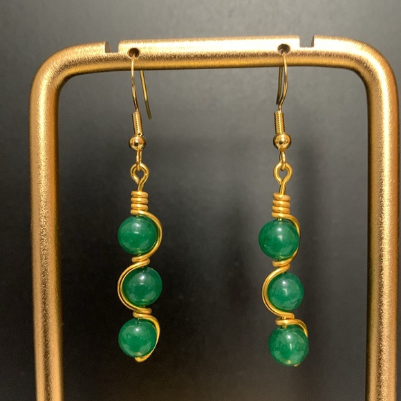 Handmade Jewelry - Handmade Wire Wrapped Dyed Green Jade Bead Earrings